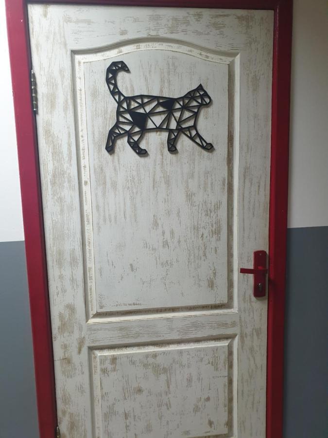 Мандри Хостел Úzhgorod Exterior foto